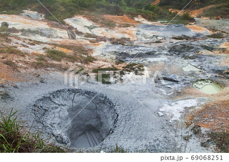 秋田県/ 後生掛自然研究路 （非常に珍しい泥火山などが観察できる自然観察散策路） 69068251