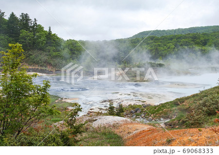 秋田県/ 後生掛自然研究路 大湯沼(非常に珍しい泥火山などが観察できる自然観察散策路) 秋田県/ 後生掛自然研究路 大湯沼(非常に珍しい泥火山などが観察できる自然観察散策路) 69068333
