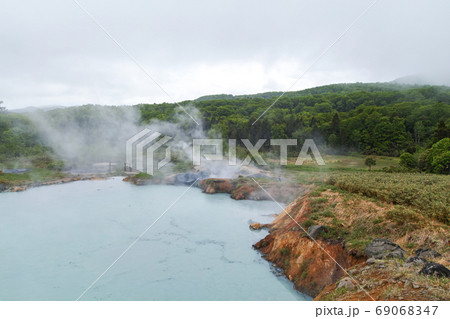秋田県/ 後生掛自然研究路  大湯沼（非常に珍しい泥火山などが観察できる自然観察散策路） 69068347