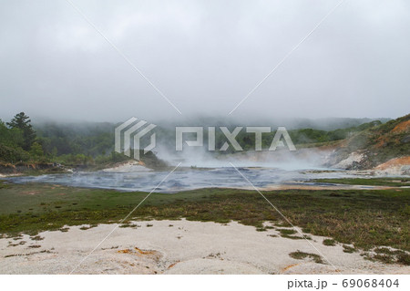 秋田県/ 後生掛自然研究路  大湯沼（非常に珍しい泥火山などが観察できる自然観察散策路） 69068404