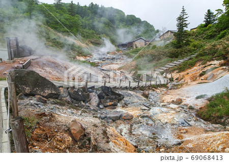 秋田県/ 後生掛自然研究路 （非常に珍しい泥火山などが観察できる自然観察散策路）  69068413
