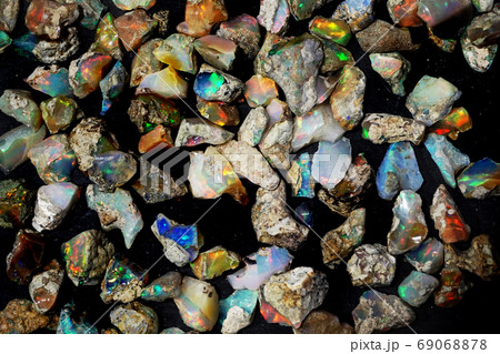 opalite mineral texture 69068878