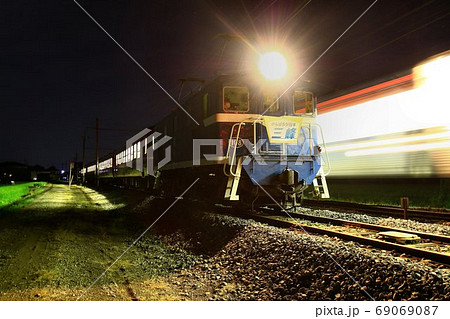 夏の秩父路を走った夜行列車 秩父鉄道【三峰51号】 夏の秩父路を走った夜行列車 秩父鉄道【三峰51号】 69069087