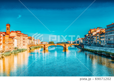 Beautiful panoramic view of the Arno River and the town of Renai Beautiful panoramic view of the Arno River and the town of Renai 69071202