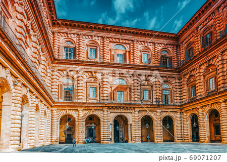 FLORENCE, ITALY- MAY 14, 2017 69071207