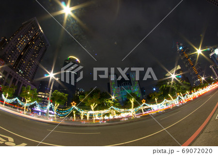 光跡 光軸 ナイトシーン 69072020