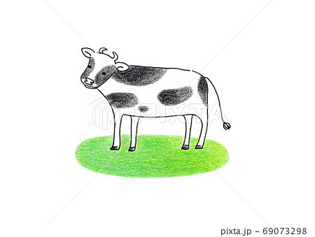 丑年　芝生の上の牛 69073298