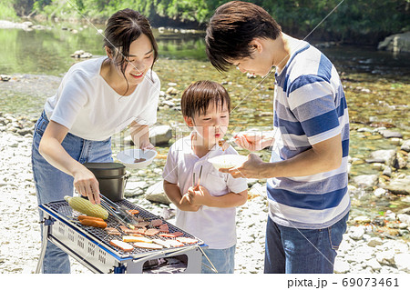 川原でBBQ 69073461