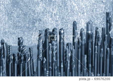 Close-up scene of the used solid  endmill tools . 69076200