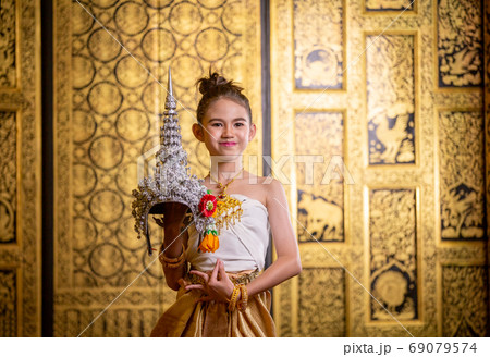 Children in Traditional Thai dancer costume, Thailand Children in Traditional Thai dancer costume, Thailand 69079574