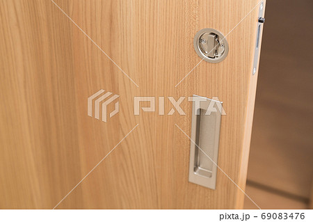 引き戸 引き戸 69083476