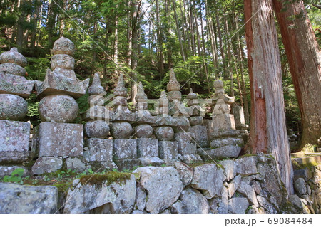 高野山　五輪の塔 69084484