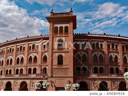 ラス・ベンダス闘牛場 69084926