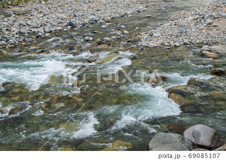 湯檜曽川　土合駅付近　群馬県みなかみ町　　 69085107