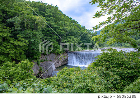 湯檜曽川　土合駅付近　群馬県みなかみ町　　 69085289