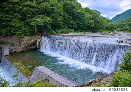 湯檜曽川 土合駅付近 群馬県みなかみ町 の写真素材