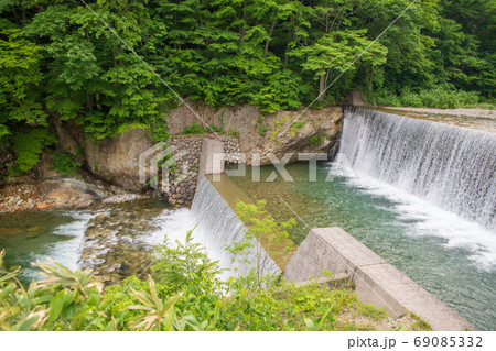 湯檜曽川　土合駅付近　群馬県みなかみ町　　 69085332