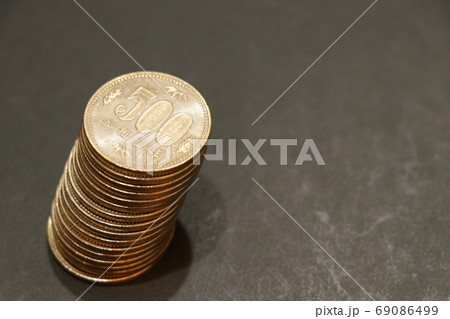 500円玉貯金イメージ 500円玉貯金イメージ 69086499