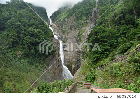 称名滝(富山県立山町) 称名滝(富山県立山町) 69087014