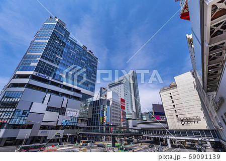 渋谷駅西口の風景 渋谷フクラスとバスターミナル 渋谷駅西口の風景 渋谷フクラスとバスターミナル 69091139