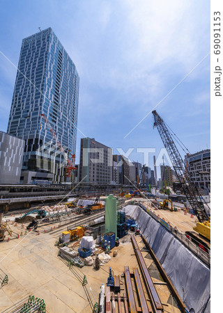 開発工事が進む渋谷駅西口の風景(2020年8月) 開発工事が進む渋谷駅西口の風景(2020年8月) 69091153