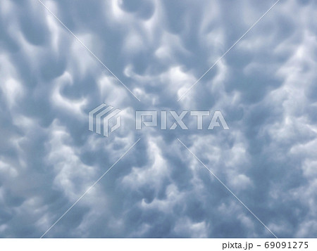 乳房雲 乳房雲 69091275