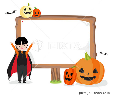 ハロウィンなドラキュラに扮した男の子と看板のイラスト素材