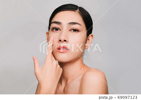 young beautiful asian woman with clean and bright 69097123