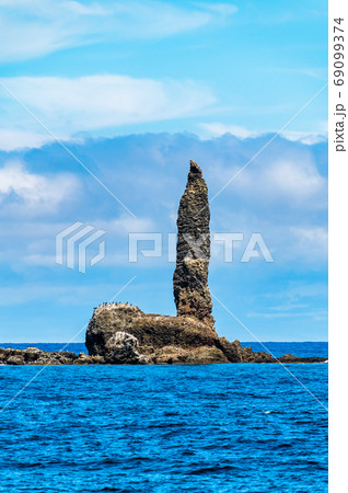 北海道積丹半島　ローソク岩 69099374