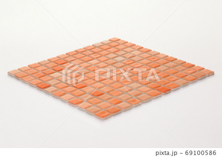 square small tile 69100586