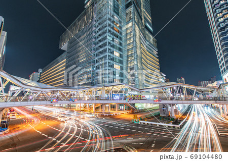 あべのハルカス前交差点の夜景 69104480