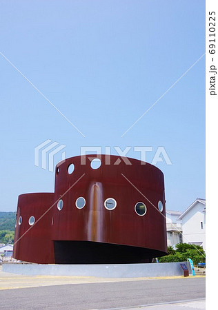 兵庫県淡路島　福良港津波防災ステーション 69110225