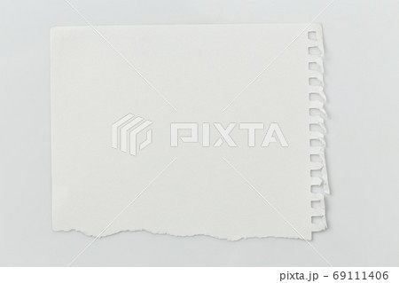 empty notes paper on a white background 69111406