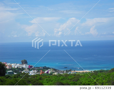 Aerial view of the Chuanfan Rock of Kenting National Park 69112339