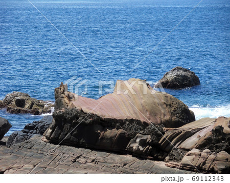 Special shape rocks around the Jialeshuei scenic garden 69112343