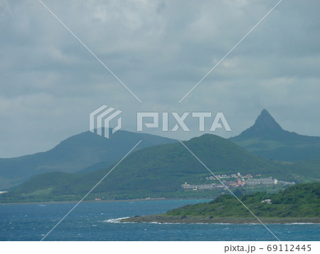 Beautiful landscape saw from Eluanbi at Kenting National Park Beautiful landscape saw from Eluanbi at Kenting National Park 69112445