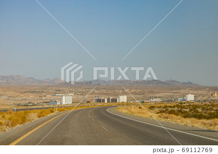 Driving towards the famous Laughlin Driving towards the famous Laughlin 69112769