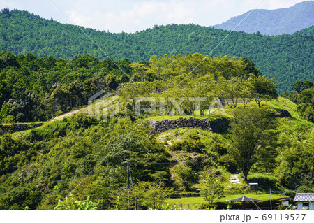 晩夏の赤木城跡 69119527