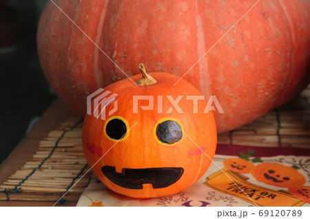ハロウィンオレンジ色の可愛いカボチャの写真素材 6917