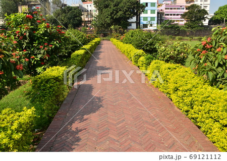 バングラデシュのダッカ　未完の城跡のラールバーグ・フォート　美しい庭園と周辺の建物 69121112