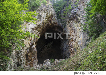 佐渡金山のシンボル的な遺構である道遊の割戸の写真素材