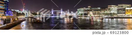 Tower Bridge and HMS Belfast warship in London Tower Bridge and HMS Belfast warship in London 69123800