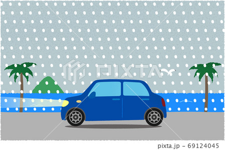 吹雪の中、海沿いの道を進む青い自動車のベクターイラスト 69124045