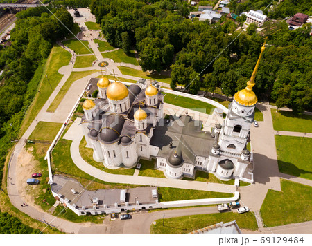 Aerial view of Dormition Cathedral in Vladimir Aerial view of Dormition Cathedral in Vladimir 69129484
