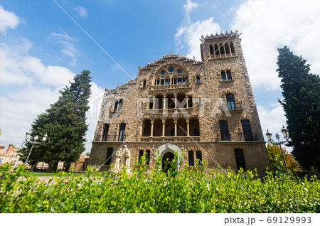 Asilo del Santo Cristo, Igualada 69129993