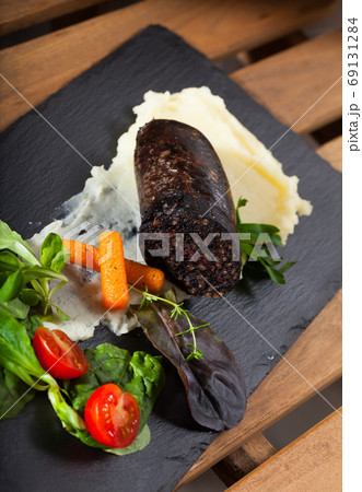 Black pudding sausage Black pudding sausage 69131284