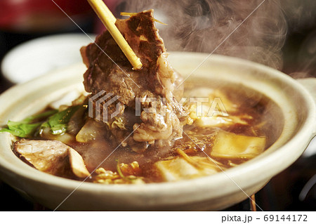すき焼き 69144172