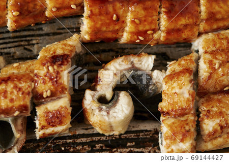 うなぎ料理 鰻の蒲焼き うなぎ料理 鰻の蒲焼き 69144427