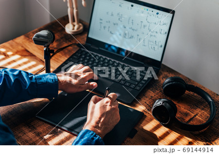 Professor is doing online lecture Professor is doing online lecture 69144914