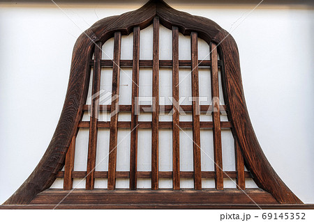 京都大徳寺 火灯窓 69145352